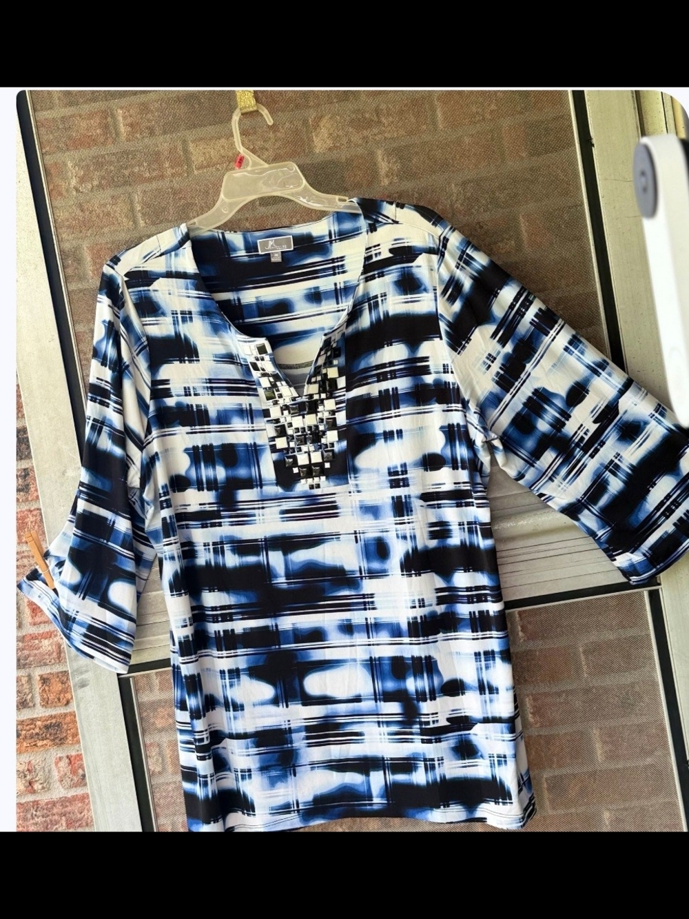NWOT JM Collection Blue/ White Beaded Blouse 3X